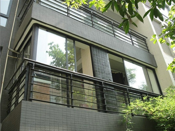 封阳台门窗系列